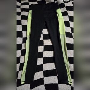 Fabletics On-The-Go PowerHold® High-Waisted Mesh Leggings Size Large